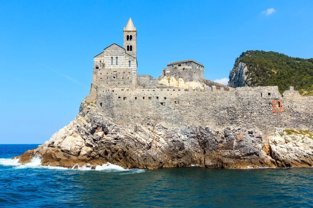 Tour in barca alle Cinque Terre con 5 Terre Boat Charter – foto 3