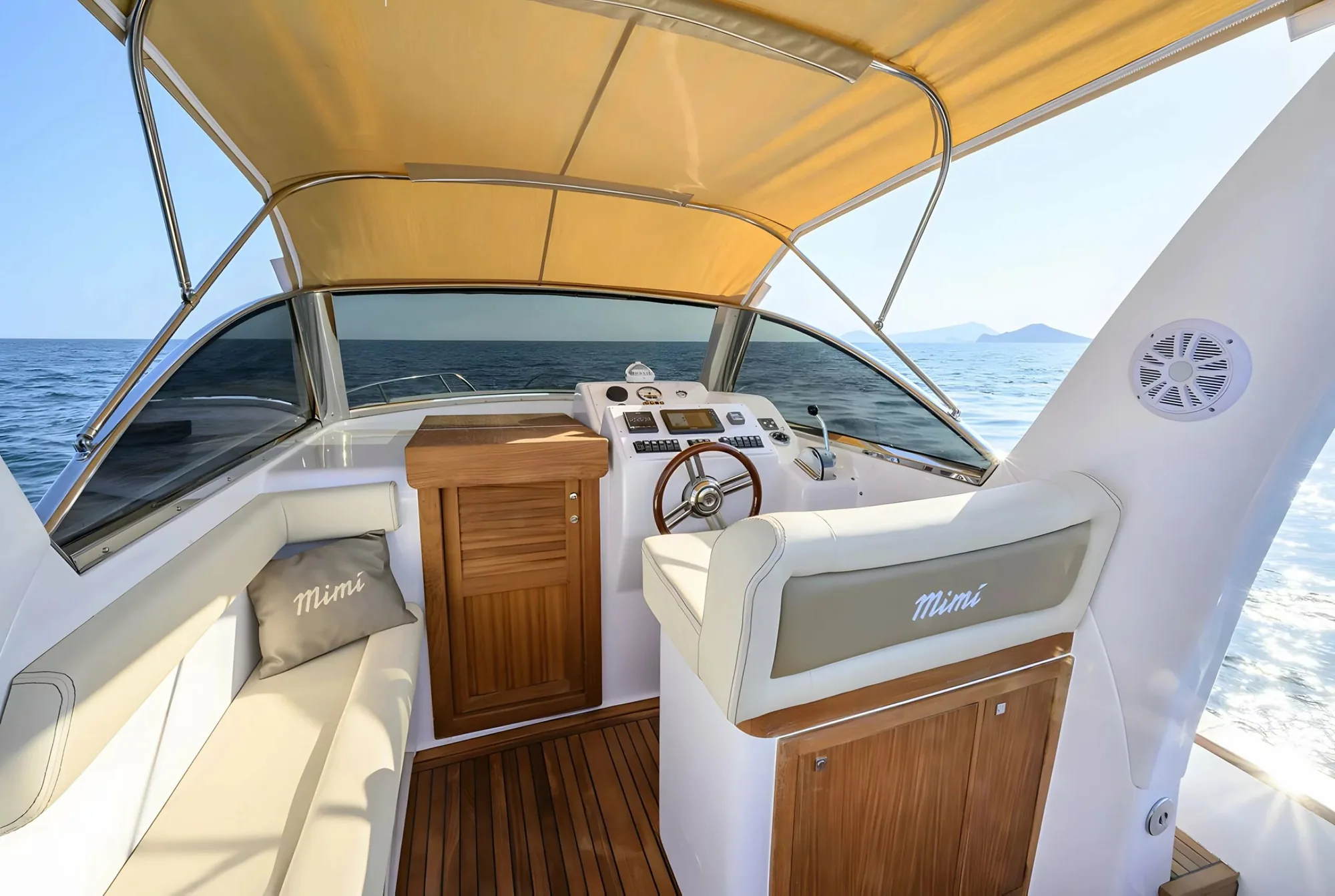 Wizzo, boat for Cinque Terre tours – photo 1